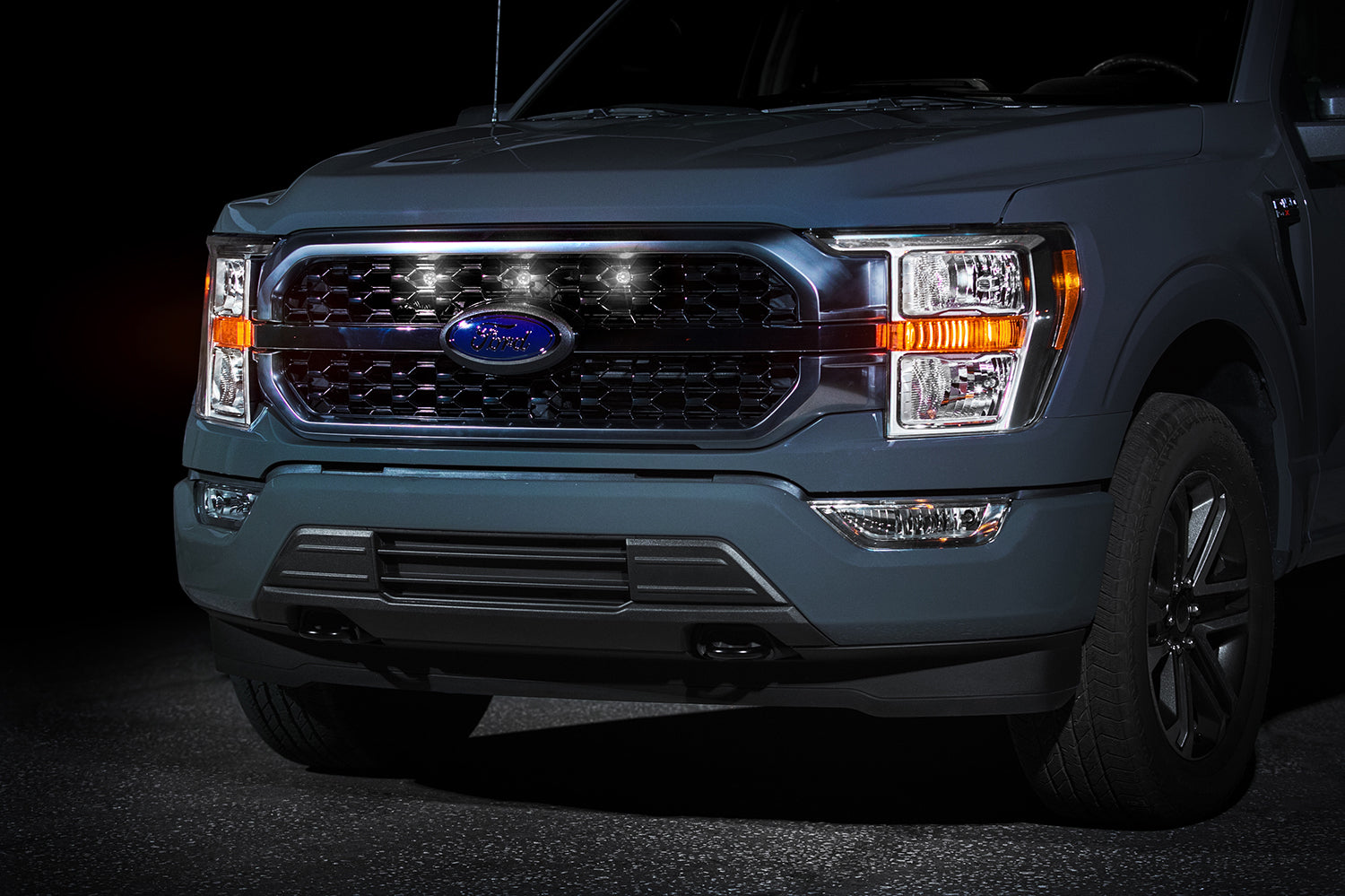 STARKEY FORD F-150 RAPTOR STYLE GRILLE LIGHT KIT - FITS KING RANCH & PLATINUM (2021-2023)